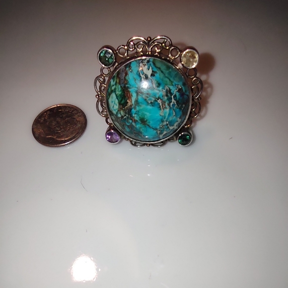 Turquoise style ring. 7 1/2 - Picture 2 of 4
